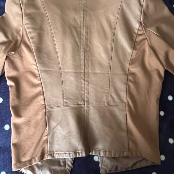 Ricki's Womens Faux Leather Open Front Blazer Jacket Cognac Brown Size Medium - Picture 4 of 5